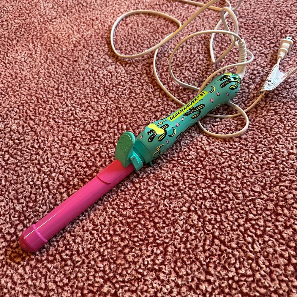 Cactus Design Curling Iron